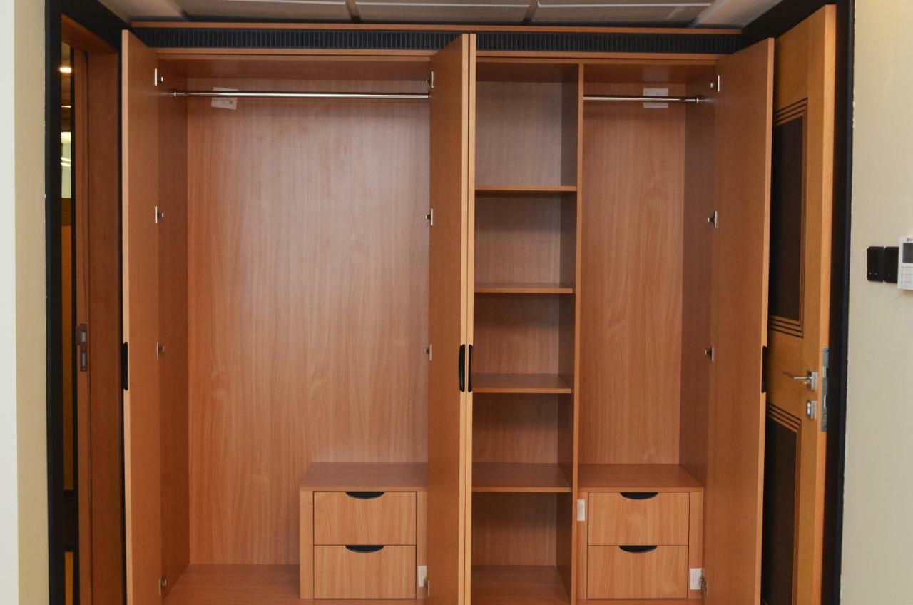 Nooh Tower Apartment Al Hidd Екстериор снимка